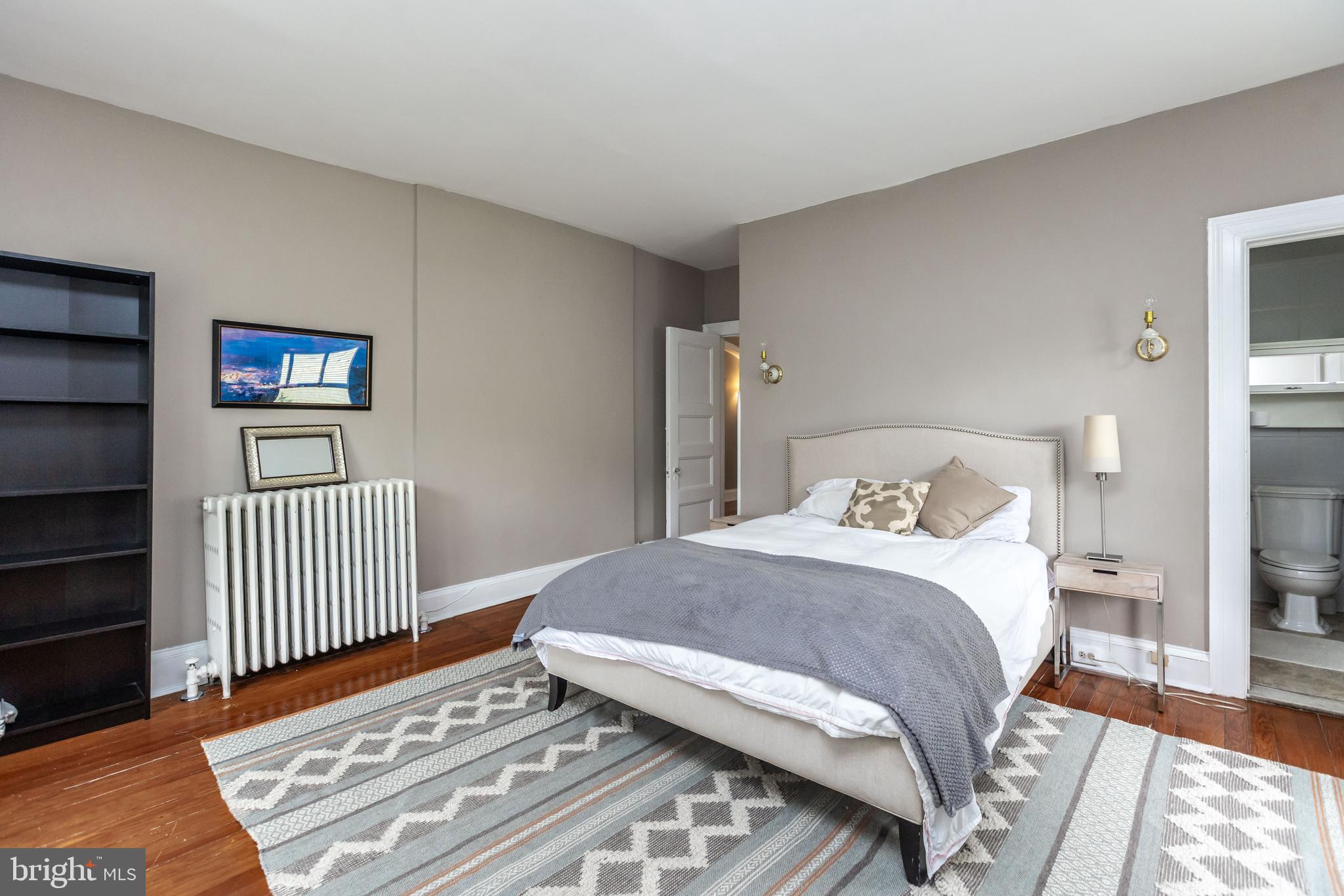 300 Woodlawn Road Baltimore, MD 21210 - Photo 47 of 76 Bedroom 2