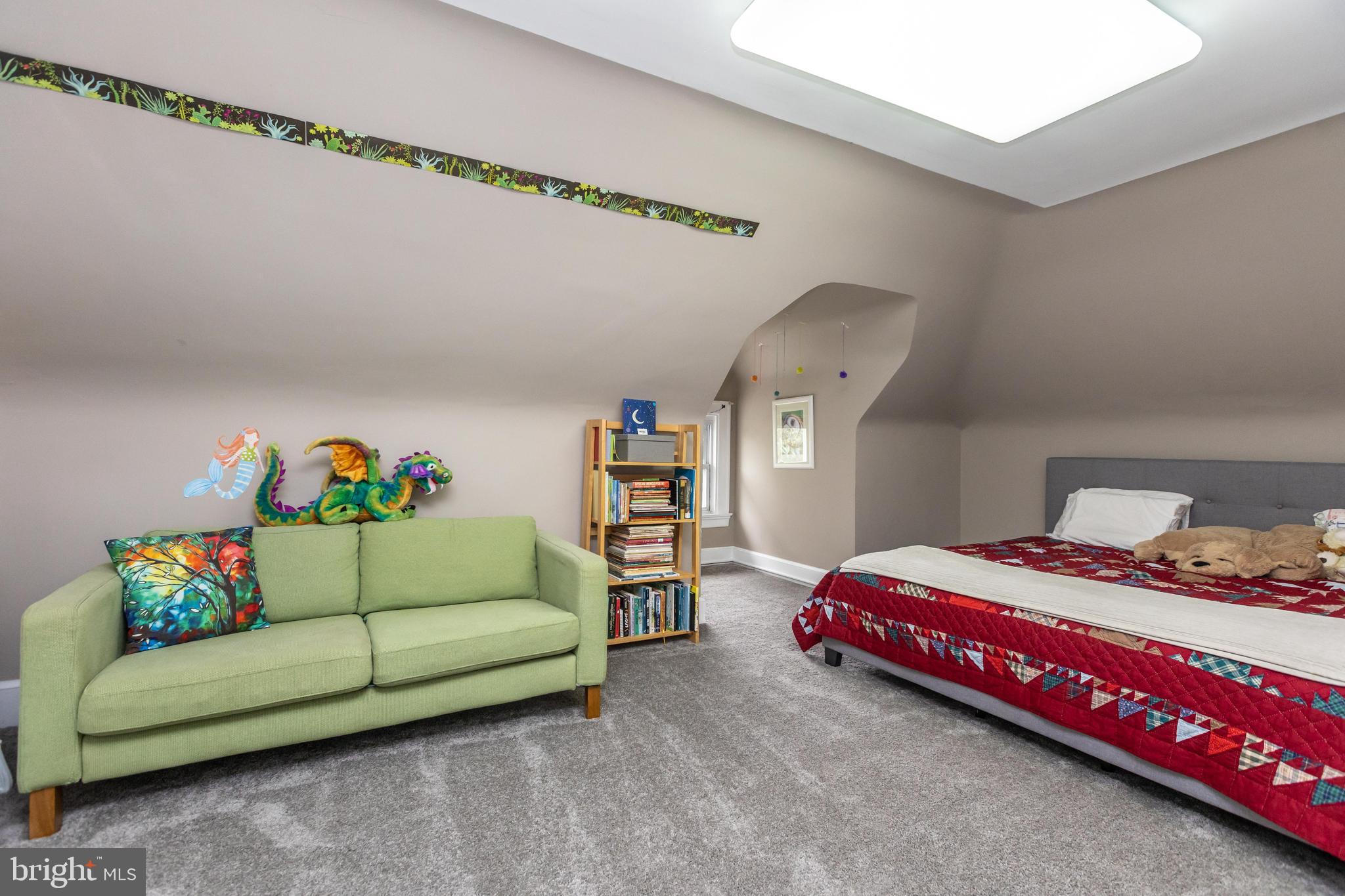 300 Woodlawn Road Baltimore, MD 21210 - Photo 58 of 76 Upper 2: Bedroom 6