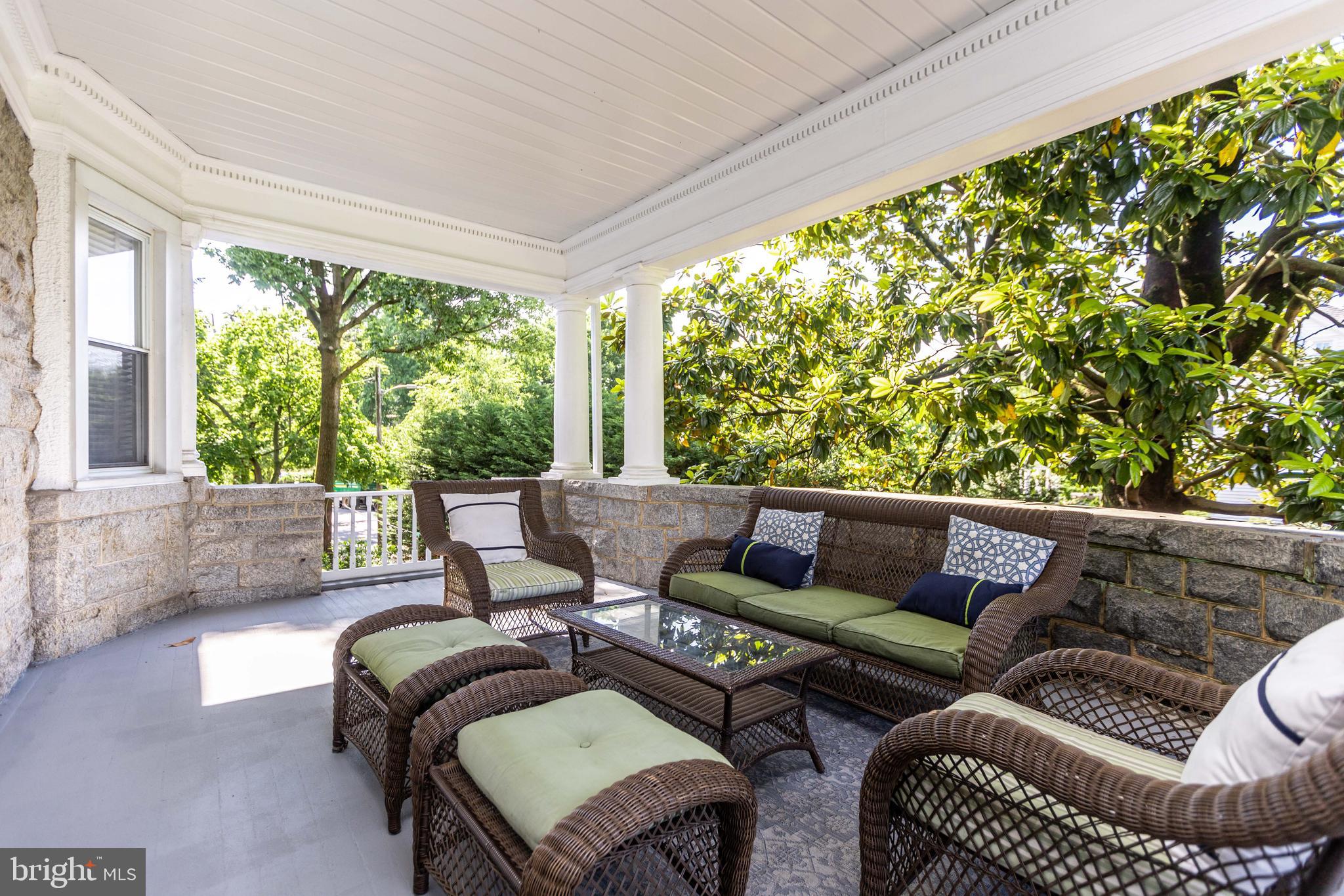 300 Woodlawn Road Baltimore, MD 21210 - Photo 68 of 76 Grand front porch