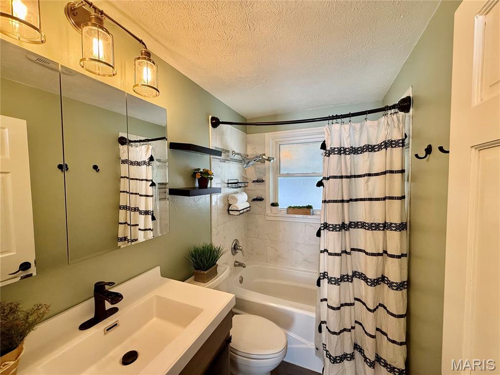 418 Reller Street Roxana, IL 62084 - Photo 9 of 30