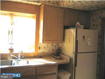 110 Villanova Road Glassboro, NJ 08028 - Photo 4 of 9 Kitchen