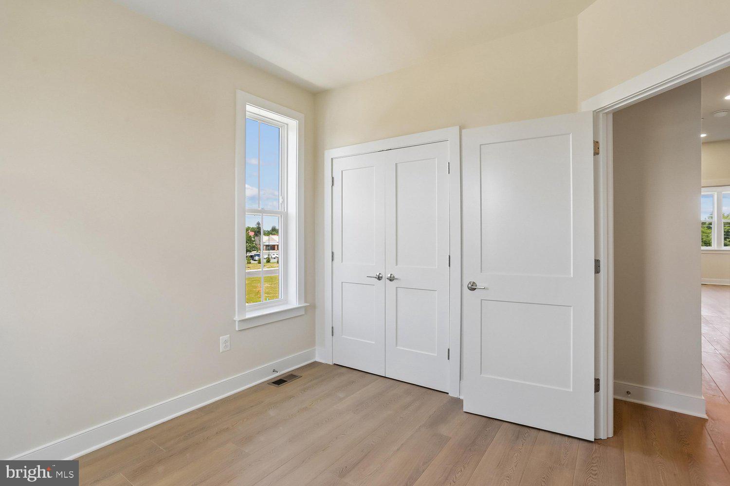 209 Allen Lane Poolesville, MD 20837 - Photo 37 of 74 Bedroom 2