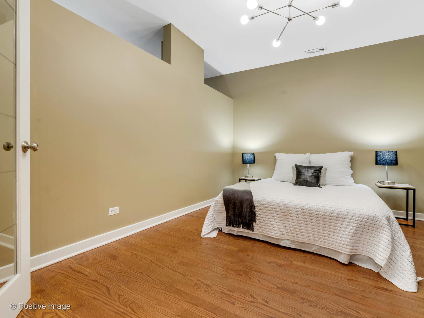 27 North Racine Avenue, Unit 422 Chicago, IL 60607 - Photo 19 of 21