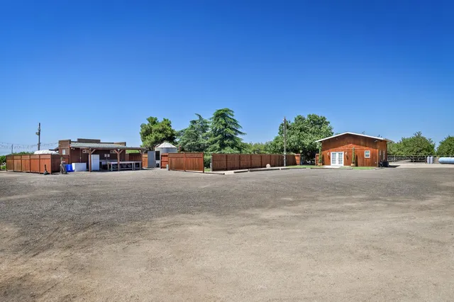 $2,375,000 | 11921 De Wolf Avenue, Selma, CA 93662