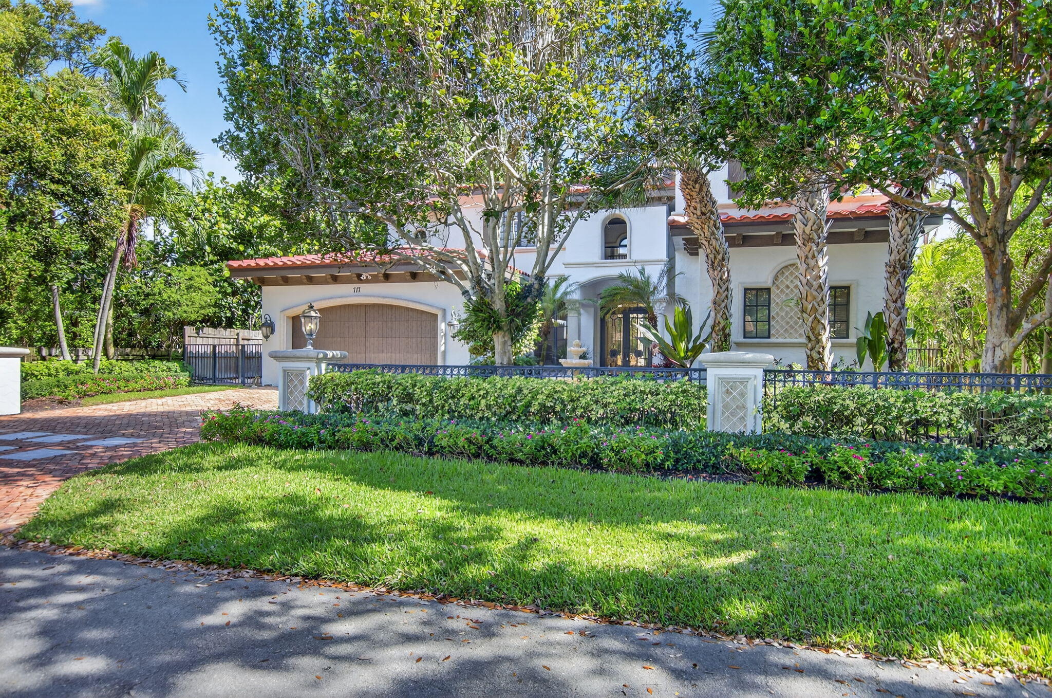 717 Northwest 4th Street Boca Raton, FL 33486 - Photo 2 of 31 2-web-or-mls-DSC_0006