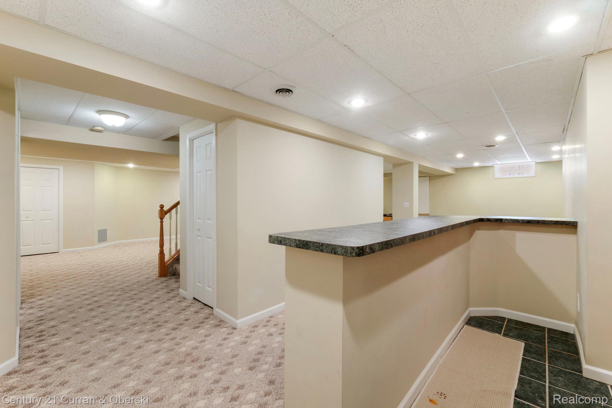 27852 Larson Lane Farmington, MI 48331 - Photo 60 of 75 59-web-or-mls-P2360701.jpg