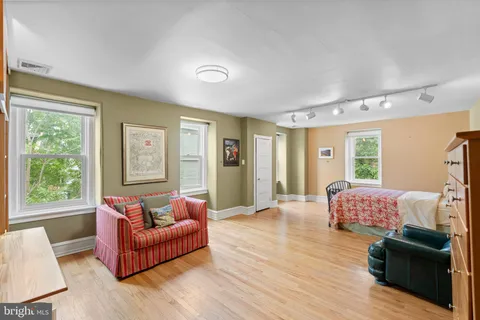 $1,150,000 | 4429 Larchwood Avenue, Philadelphia, PA 19104