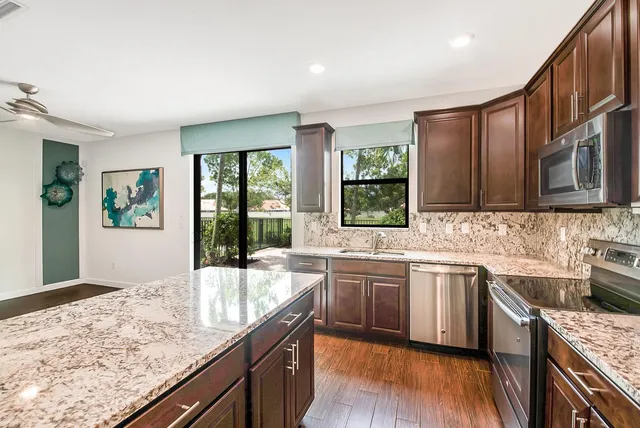 $549,900 | 13076 Anthorne Lane, Boynton Beach, FL 33436