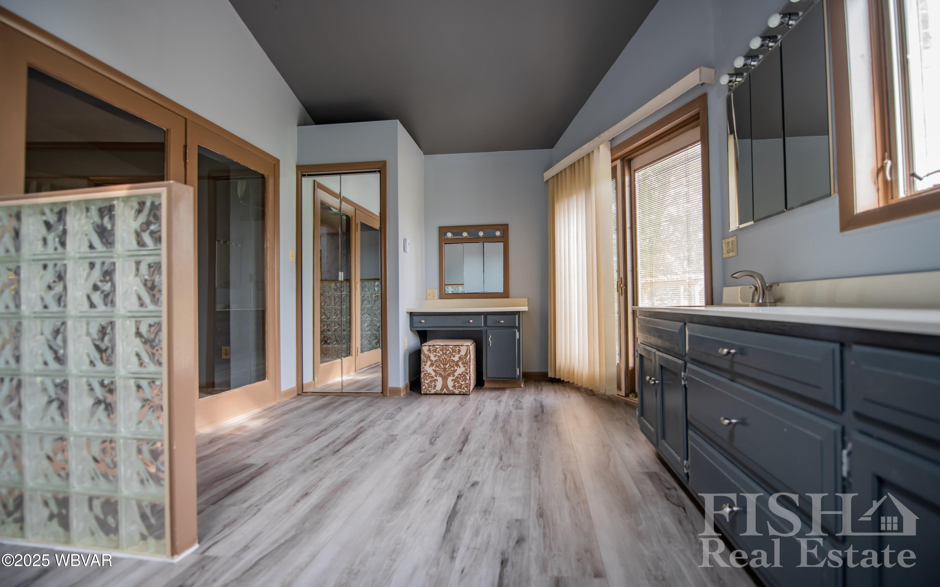 727 Ridge Road Mill Hall, PA 17751 - Photo 31 of 43 EnSuite