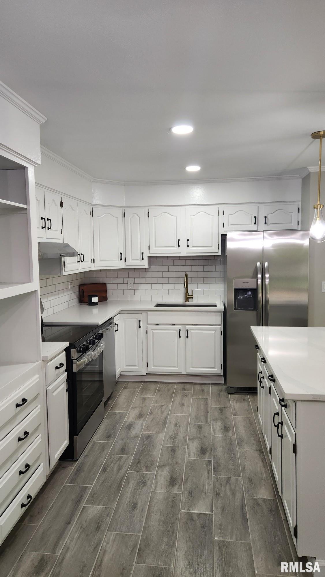 6129 North Hamilton Road Peoria, IL 61614 - Photo 14 of 45 Gallery Image 14