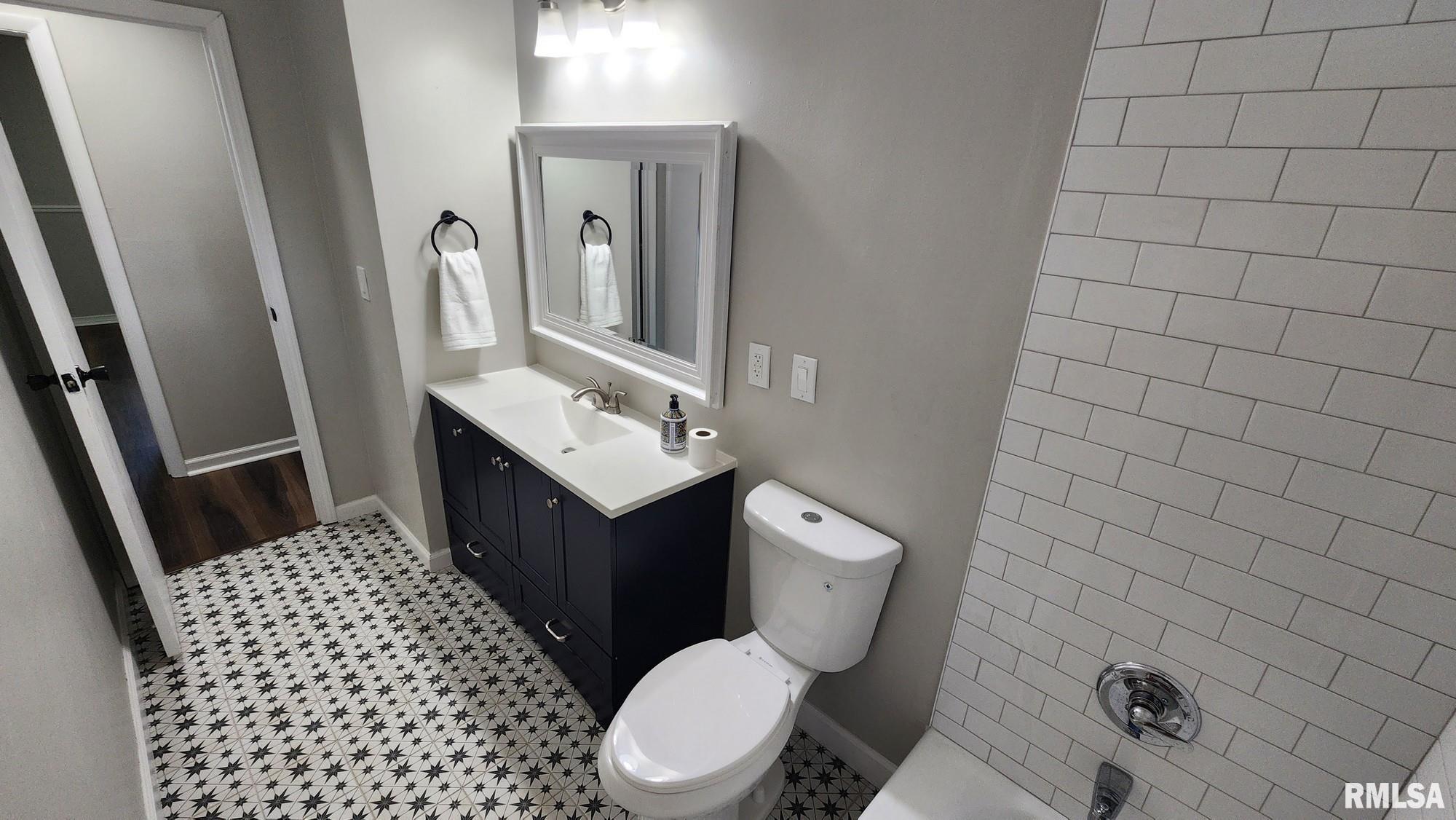 6129 North Hamilton Road Peoria, IL 61614 - Photo 27 of 45 Gallery Image 27