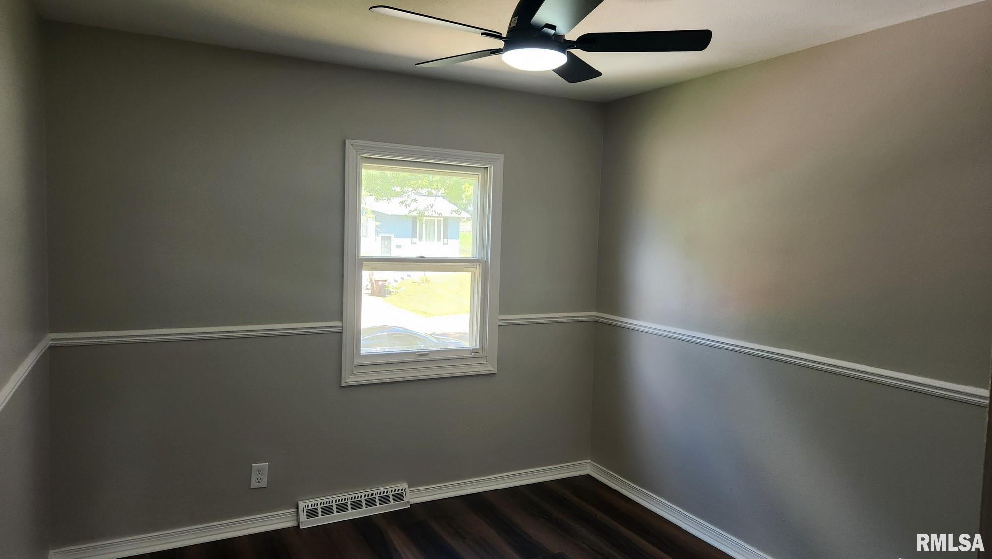 6129 North Hamilton Road Peoria, IL 61614 - Photo 31 of 45 Gallery Image 31