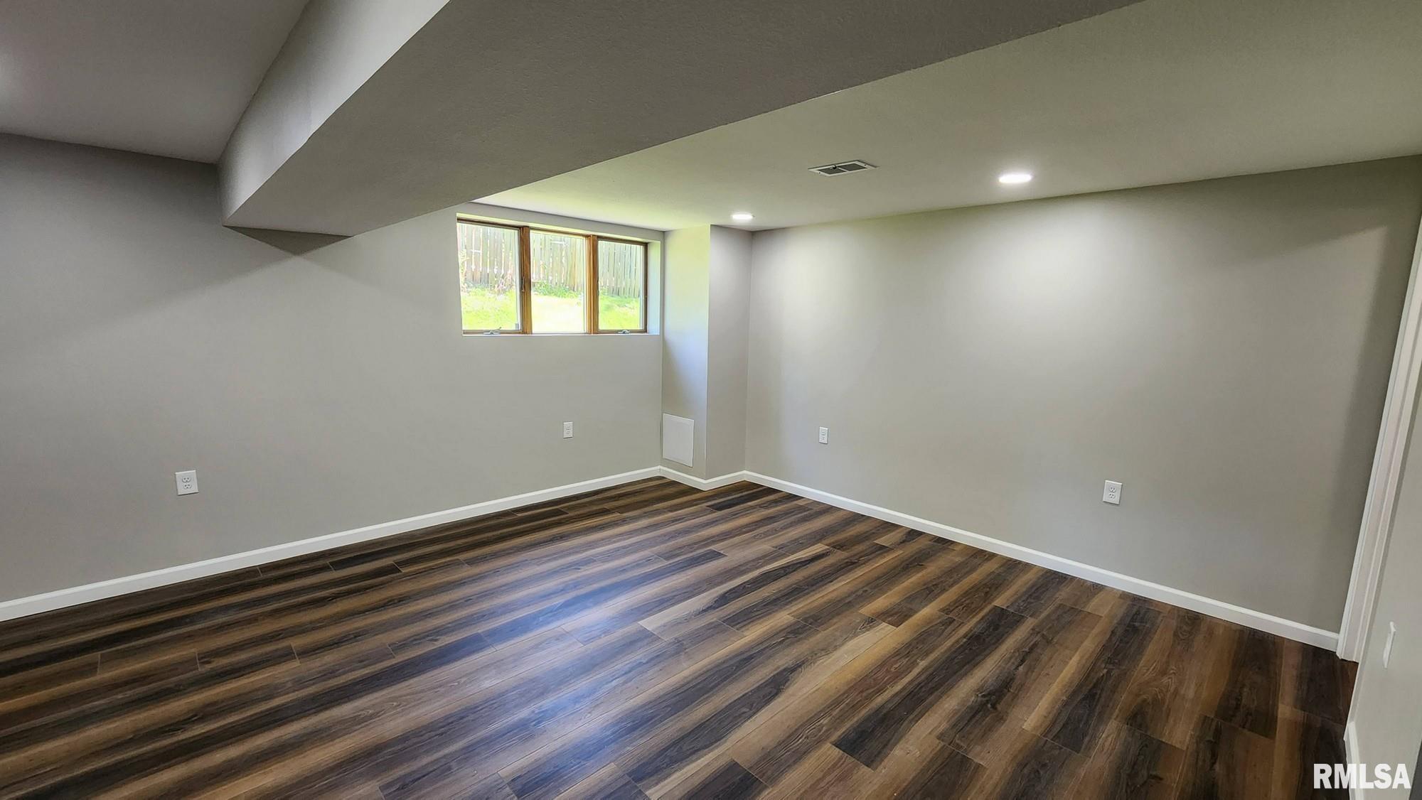 6129 North Hamilton Road Peoria, IL 61614 - Photo 35 of 45 Gallery Image 35