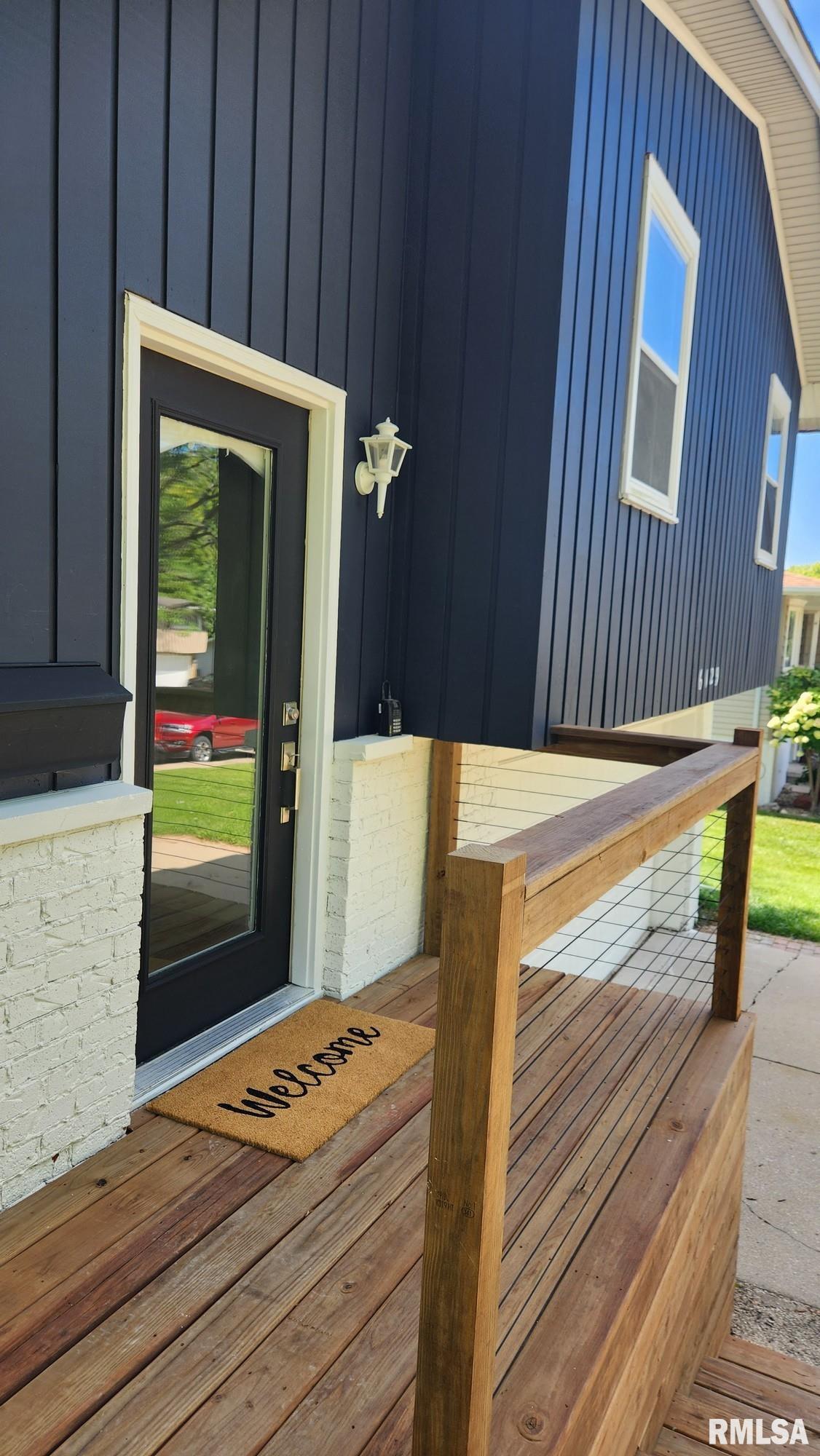 6129 North Hamilton Road Peoria, IL 61614 - Photo 4 of 45 Gallery Image 4