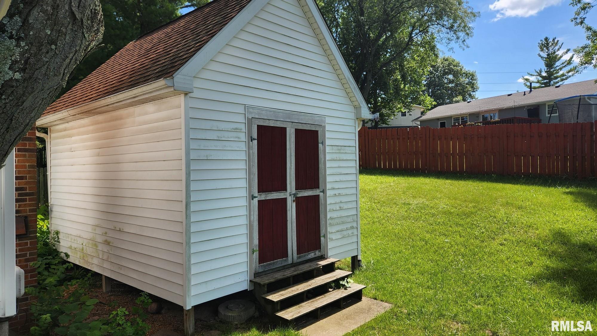 6129 North Hamilton Road Peoria, IL 61614 - Photo 45 of 45 Gallery Image 45