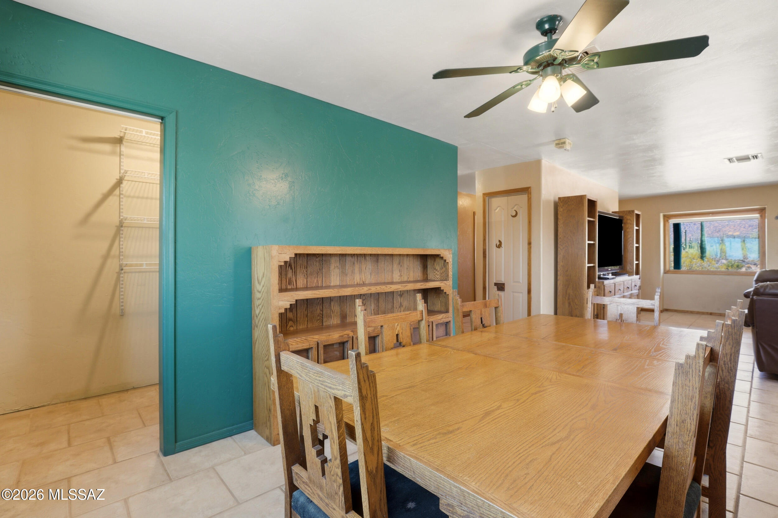 10855 West Mile Wide Road Tucson, AZ 85743 - Photo 16 of 47 Dining Area/ Pantry