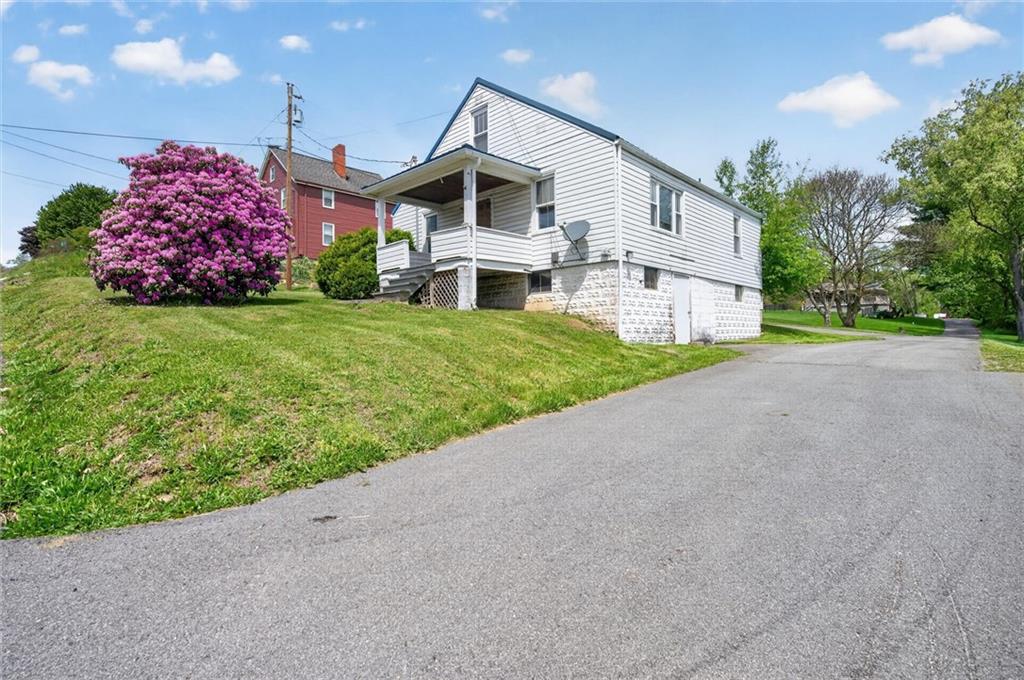 243 Briar Hill Road Kittanning, PA 16201 - Photo 3 of 20