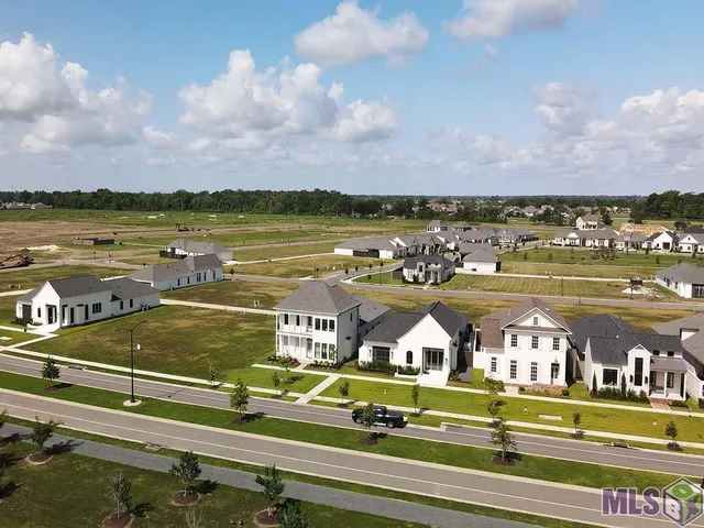 $129,000 | 13827 Golden Holly Lane, Baton Rouge, LA 70810