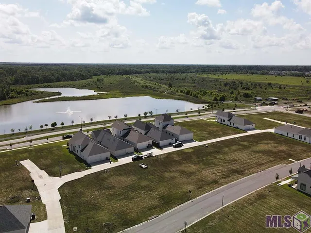 $129,000 | 13827 Golden Holly Lane, Baton Rouge, LA 70810