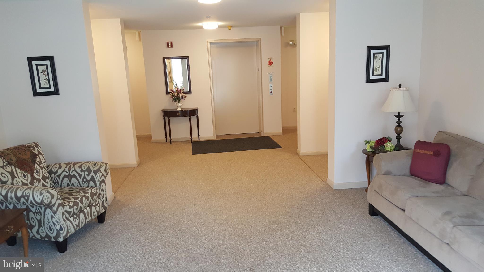 3901 Darleigh Road, Unit F Baltimore, MD 21236 - Photo 4 of 18 Interior (General)
