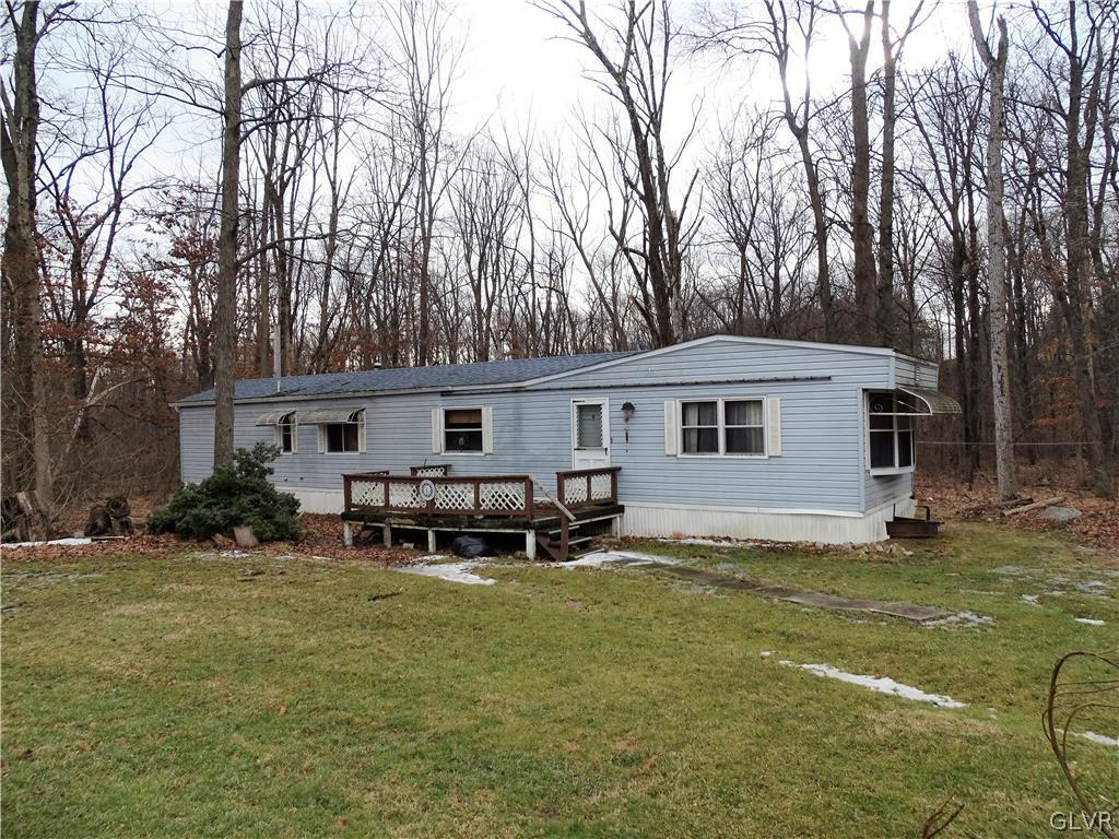 1141 Quince Road Walnutport, PA 18088 - Photo 2 of 7 Gallery Image 2