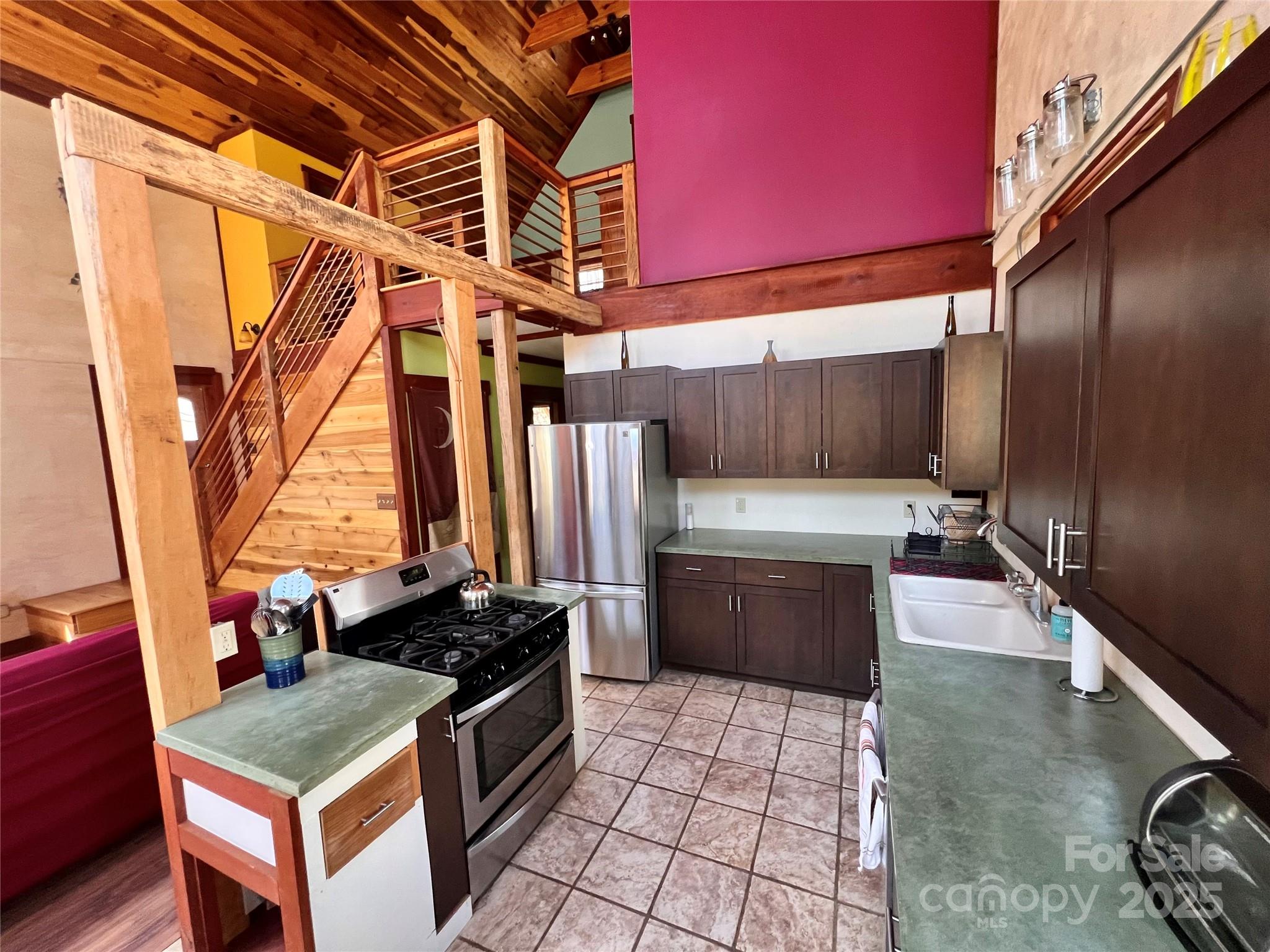 954 Mt Hebron Road Old Fort, NC 28762 - Photo 7 of 28