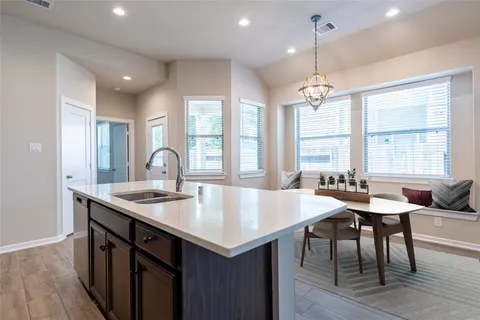 $355,900 | 222 Crest Edge Street, Montgomery, TX 77316