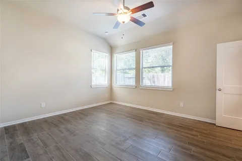 $355,900 | 222 Crest Edge Street, Montgomery, TX 77316