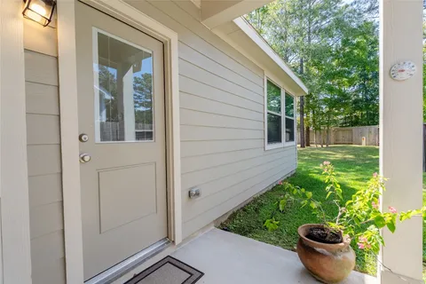 $355,900 | 222 Crest Edge Street, Montgomery, TX 77316