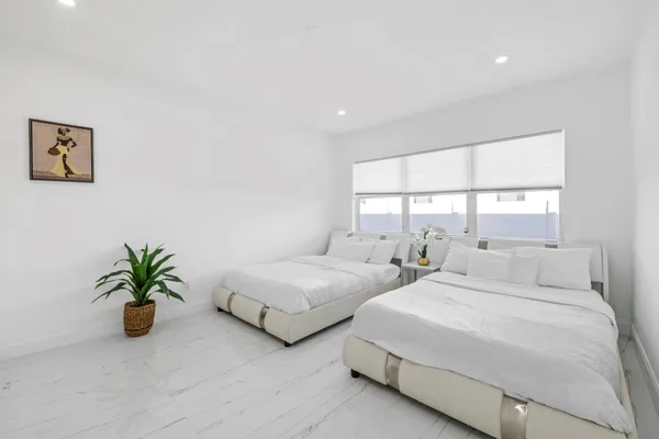 $6,500 | 1260 Southwest 32nd Street, Fort Lauderdale, FL 33315