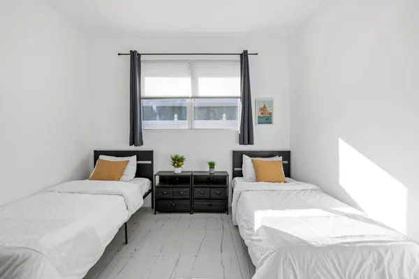 $6,500 | 1260 Southwest 32nd Street, Fort Lauderdale, FL 33315