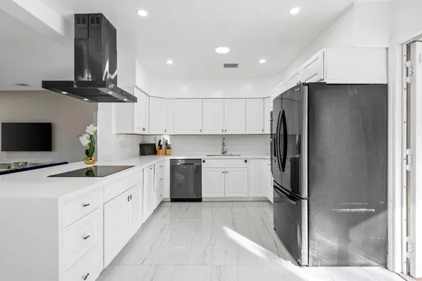 $6,500 | 1260 Southwest 32nd Street, Fort Lauderdale, FL 33315