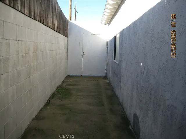 $1,650 | 22354 Dolorosa Street, Woodland Hills, CA 91367