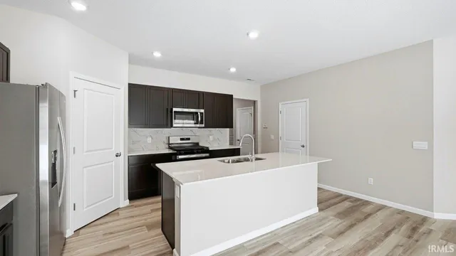 $324,900 | 6832 Jerome Pk Place, Fort Wayne, IN 46835