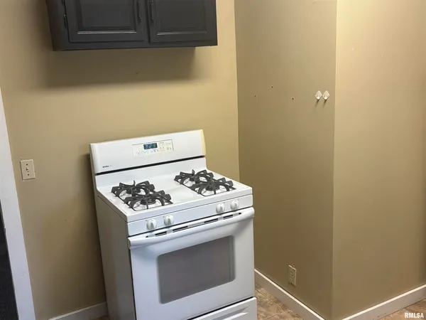 $44,000 | 2142 Herbert Street, Murphysboro, IL 62966