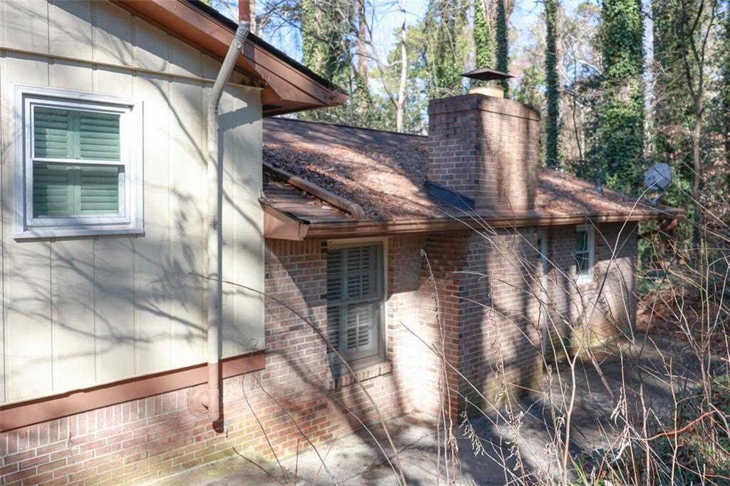 3969 Briaridge Circle Atlanta, GA 30340 - Photo 34 of 35 a view of entryway with wooden floor