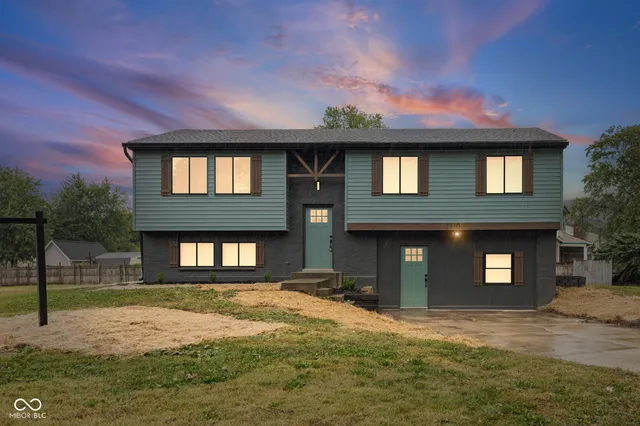 $239,999 | 3910 Mistletoe Drive, Indianapolis, IN 46237