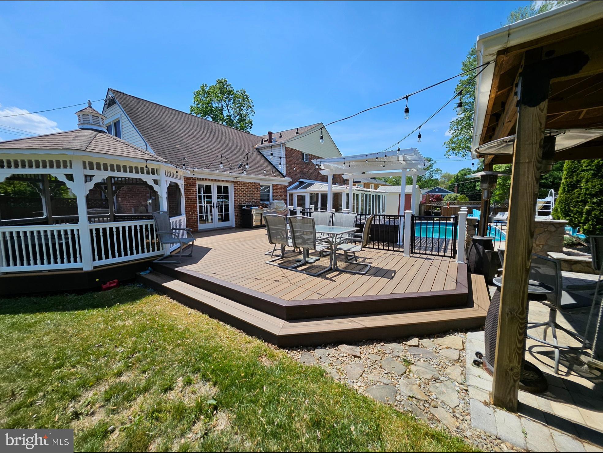 8001 Postoak Road Potomac, MD 20854 - Photo 28 of 30