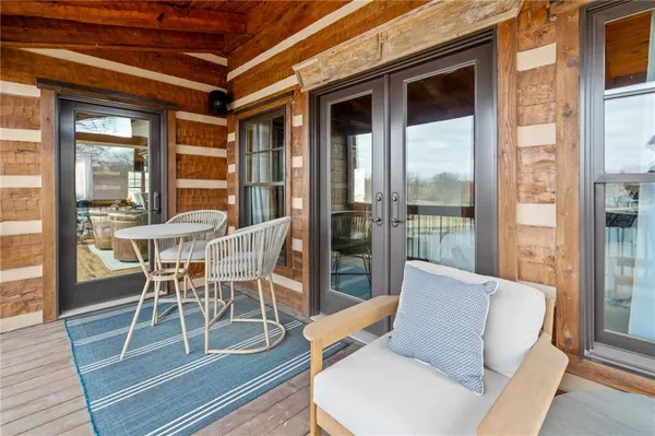 $1,355,000 | 226 Lake Viking Terrace, Gallatin, MO 64640