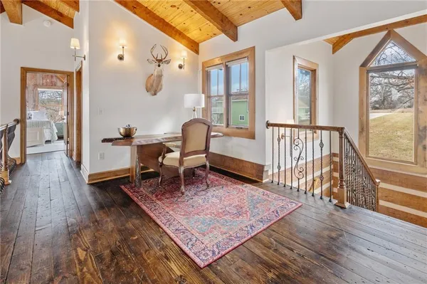 $1,355,000 | 226 Lake Viking Terrace, Gallatin, MO 64640