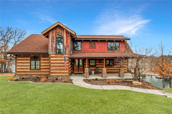 $1,355,000 | 226 Lake Viking Terrace, Gallatin, MO 64640