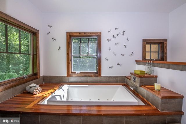 $1,185,000 | 1741 Hilltop Road, Spring City, PA 19475