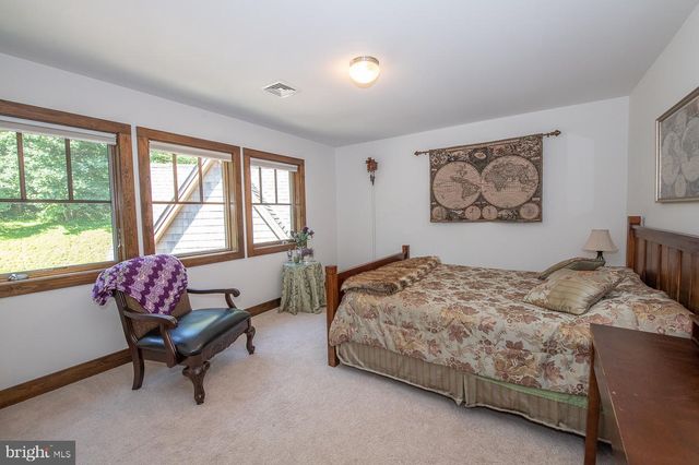 $1,185,000 | 1741 Hilltop Road, Spring City, PA 19475