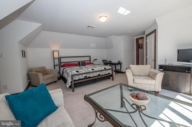 $1,185,000 | 1741 Hilltop Road, Spring City, PA 19475