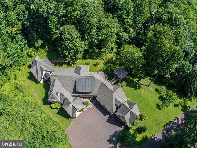 $1,185,000 | 1741 Hilltop Road, Spring City, PA 19475