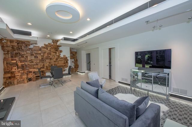 $1,185,000 | 1741 Hilltop Road, Spring City, PA 19475