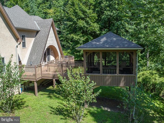 $1,185,000 | 1741 Hilltop Road, Spring City, PA 19475