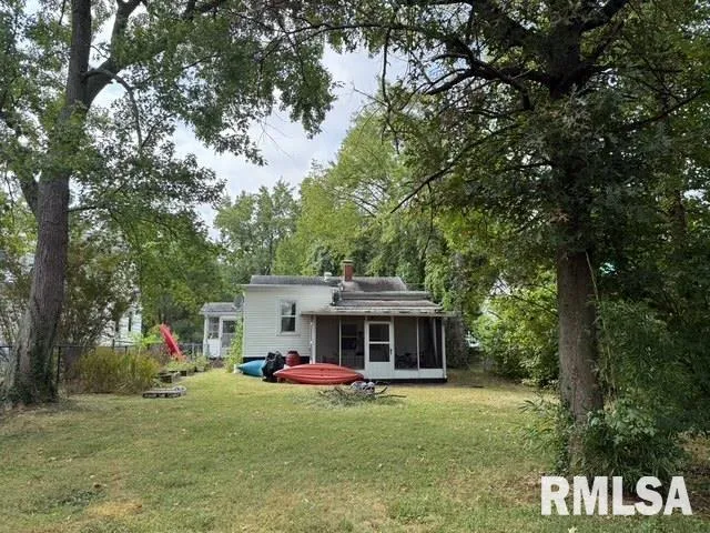 $102,500 | 1010 West Walkup Avenue, Carbondale, IL 62901