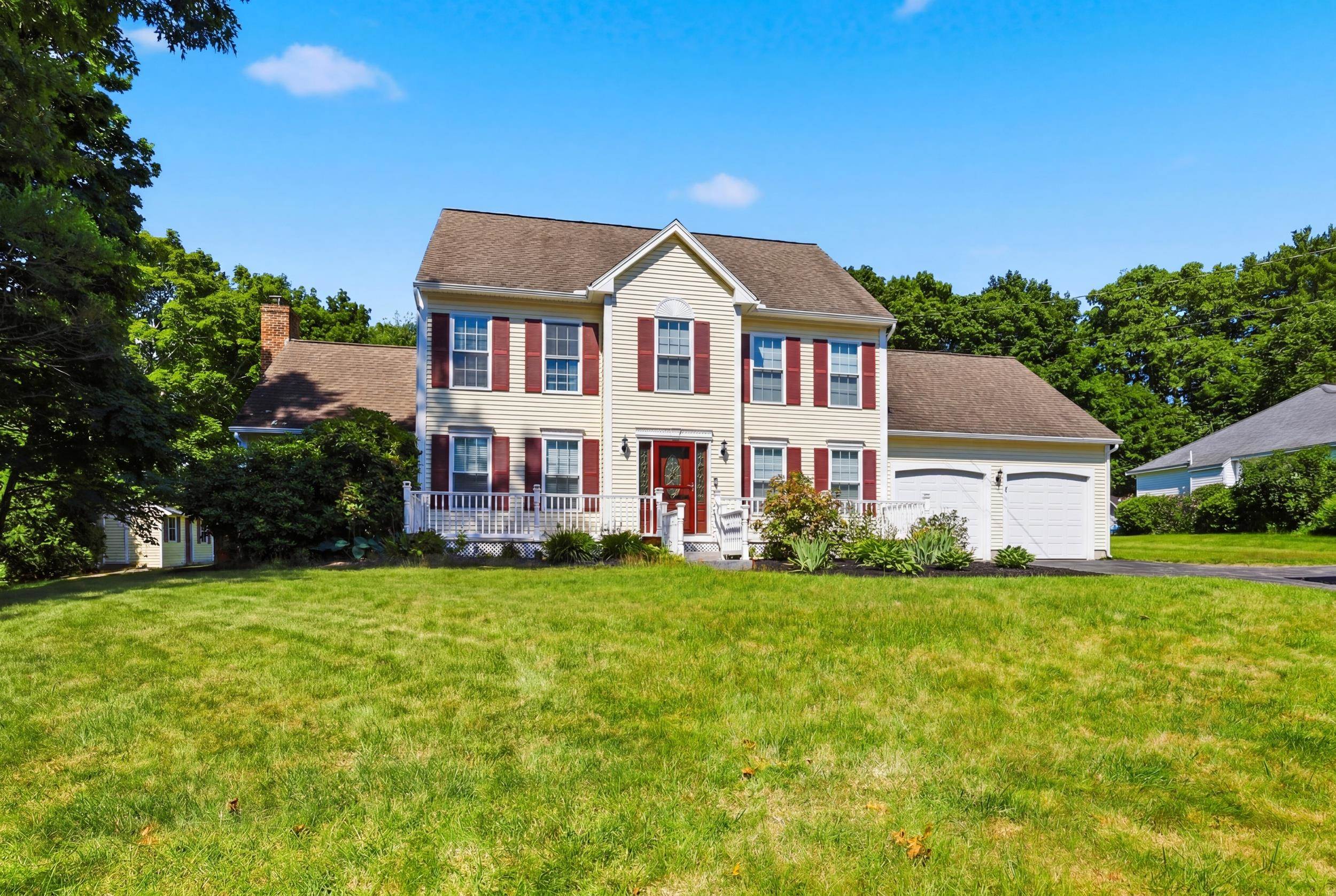 694 Walnut Street Manchester, NH 03104 - Photo 4 of 36