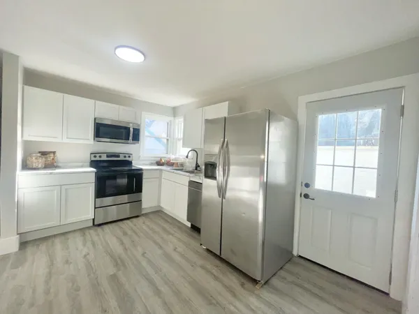 $148,000 | 313 South Lake Street, North Mankato, MN 56003